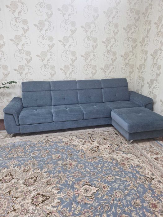 Диван новый в отличном состоянии