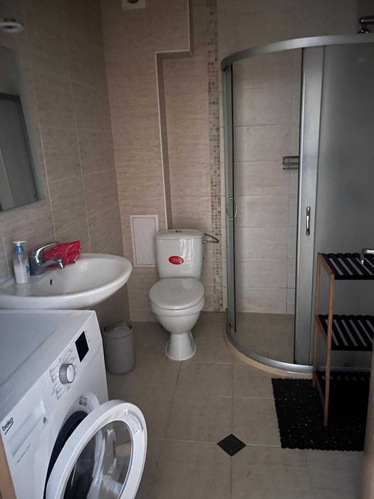 Студио с дворче в Бяла