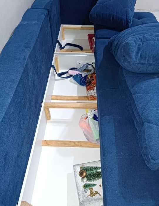 Срочно.Продам диван бу