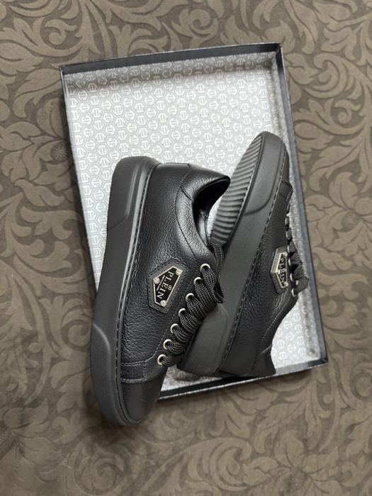 Adidasi originali Philipp Plein