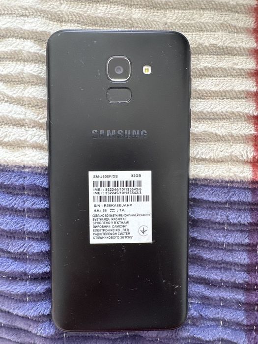 Продам телефон samsung