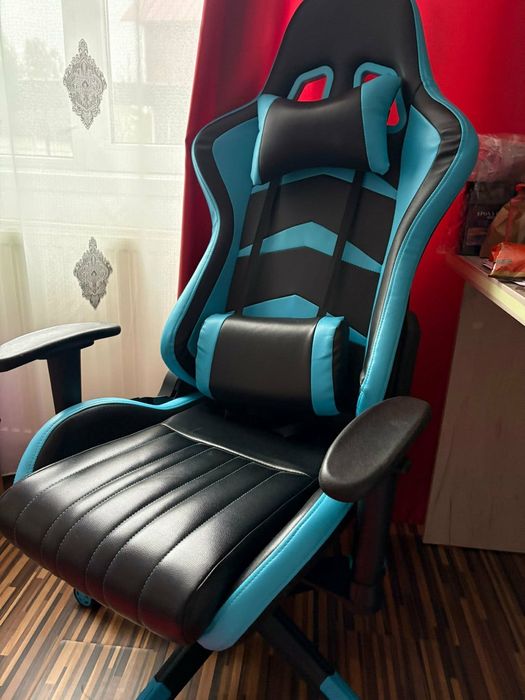 Scaun gaming impecabil