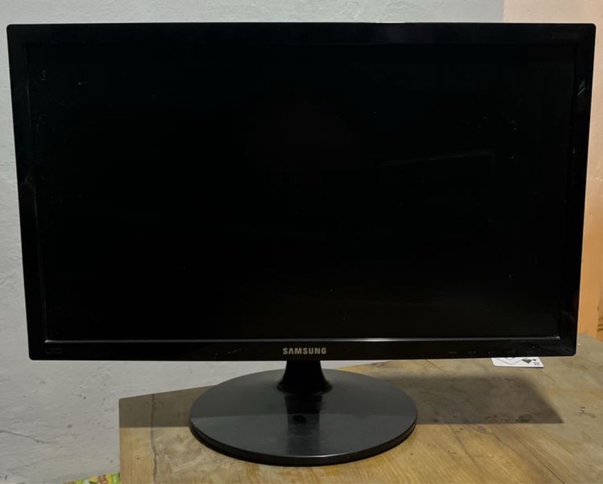 Мониторы 22 размера