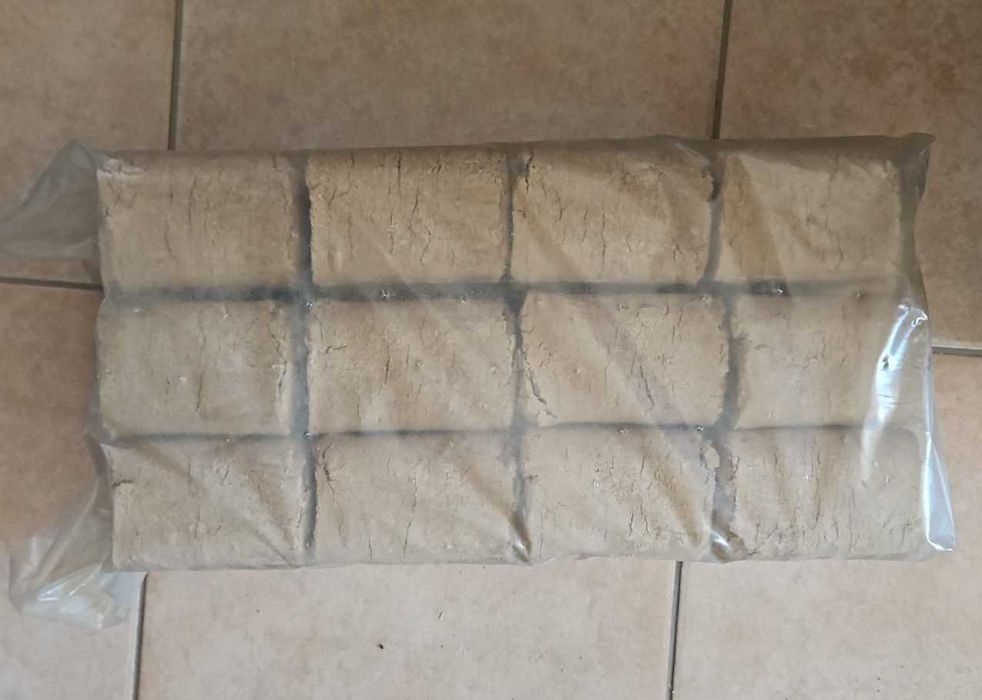 Brichete de foc,fag sau rasinoase de rumegus, rotunde, 10 kg