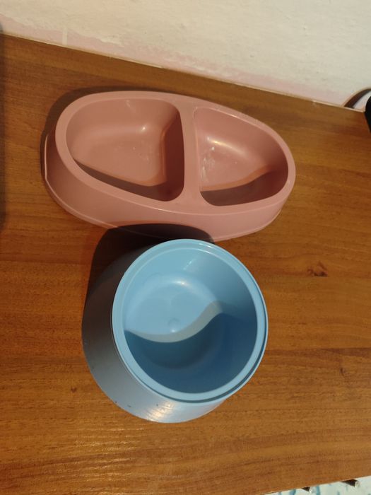 Миска для собак и кошек