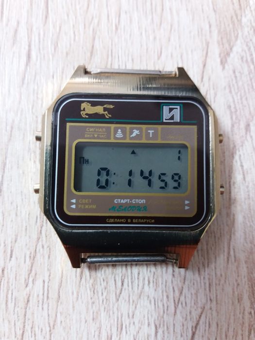 Электронные часы Электроника, Интеграл (Беларусь).