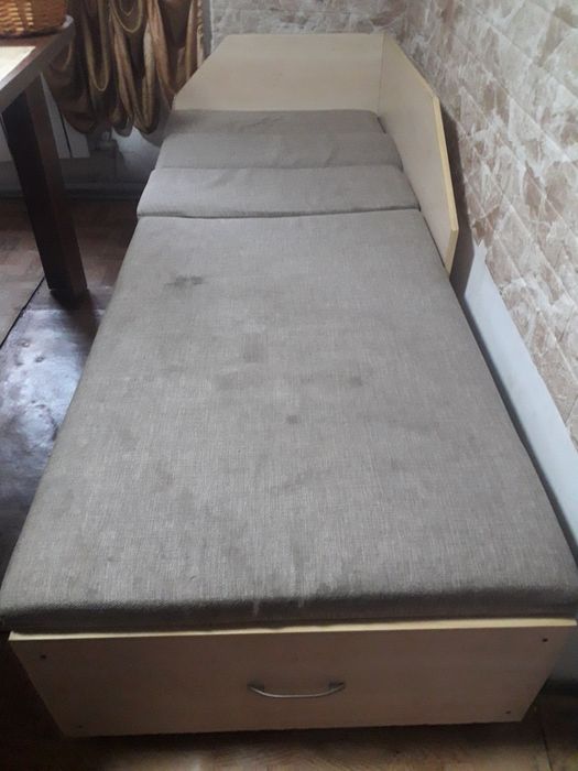 Продам диван расскладной