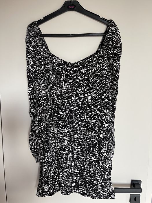 Къса рокля Zara…..