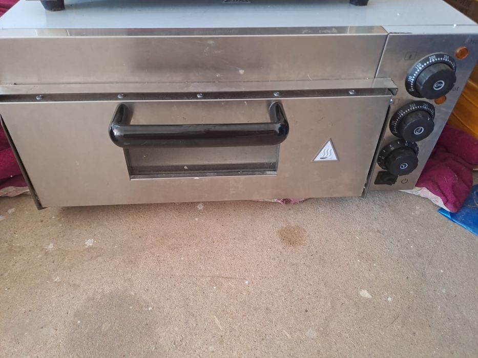 Срочно продам печь для пиццы,грил для донера