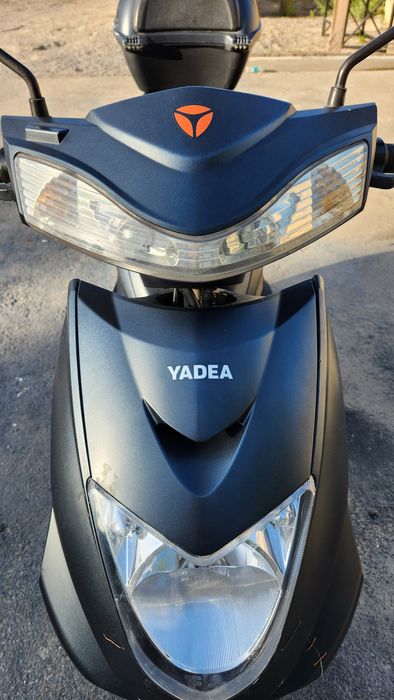 Skuter YADEA 50 tezlikka chiqadi