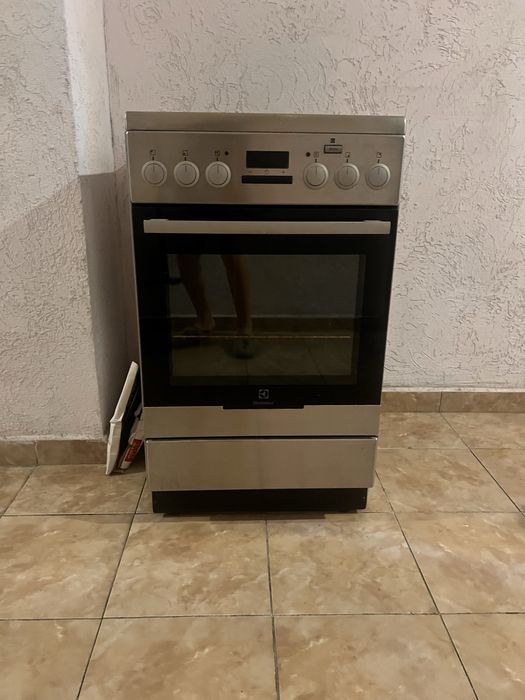 Немецкая электро плита electrolux