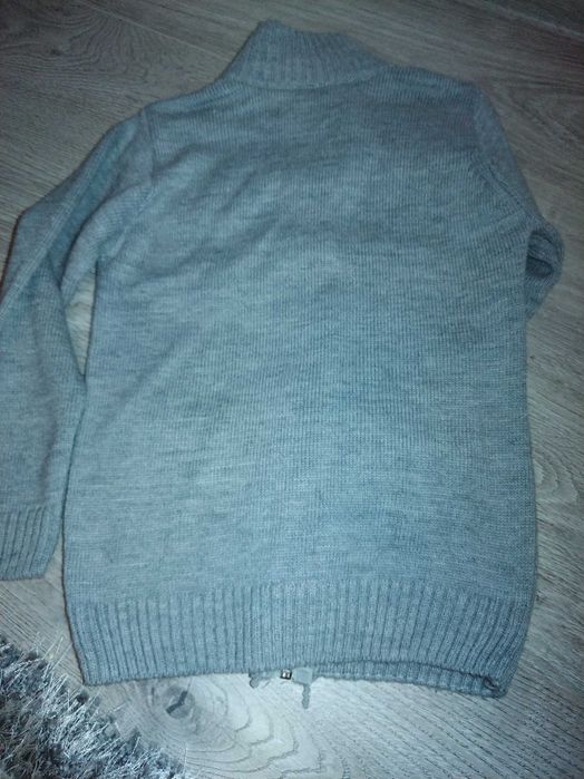 Pantaloni și pulover băieți 9 ani