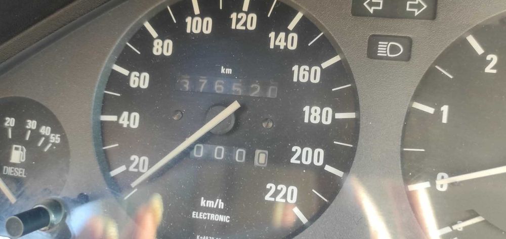 BMW 324d E30 2.4D
