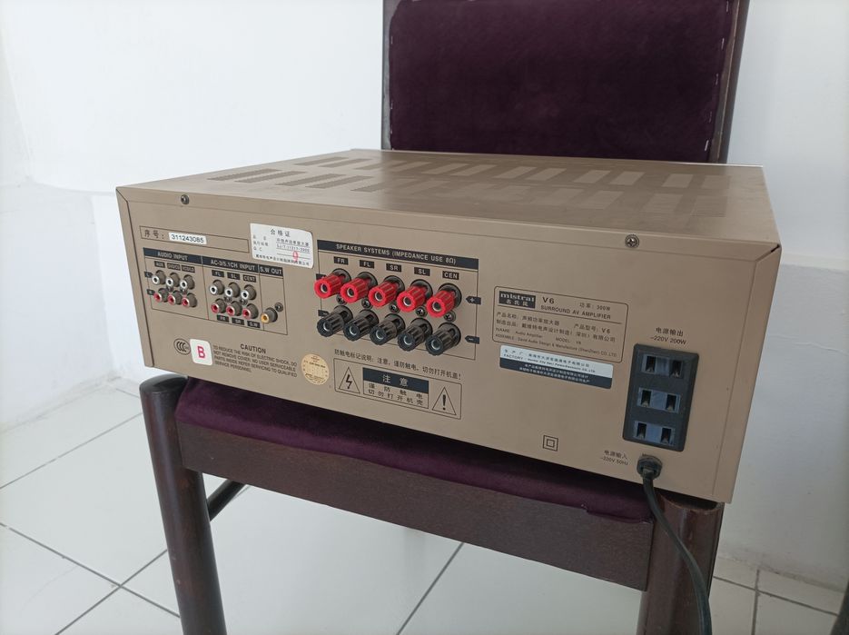 Продам усилитель  5.1 8ом