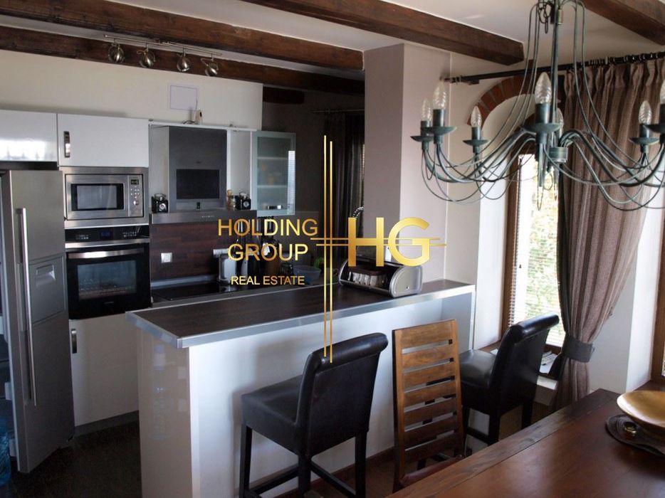 Къща в Варна, област-с.Аврен площ 196 цена 300000