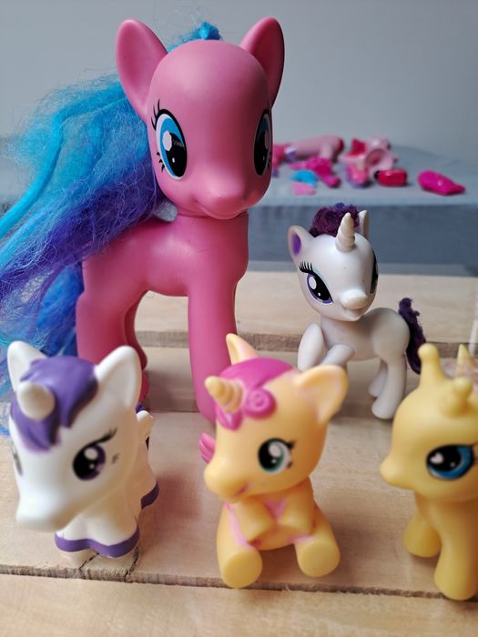 Детски пласмасови играчки-животни,пони.киндер.Пласмасови гребени.