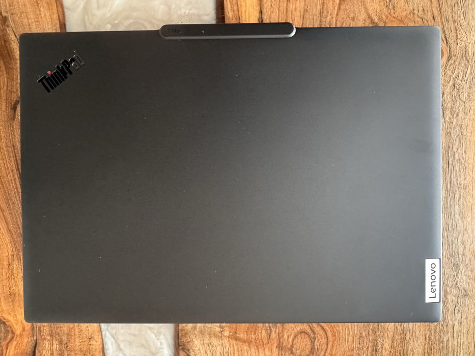 Продавам Lenovo T14s Gen6