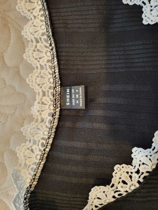 Bluza noua eleganta model deosebit cu dantela marimea 38