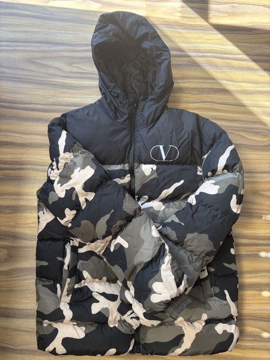 Яке марка Valentino