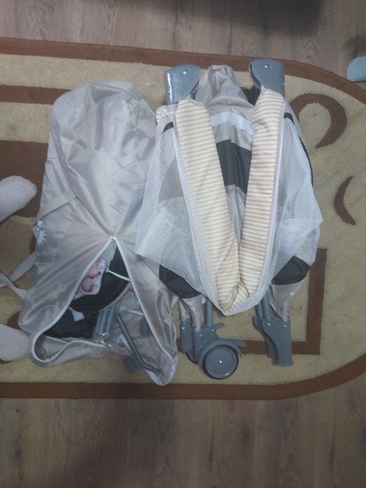 Vand pătuț pentru copii