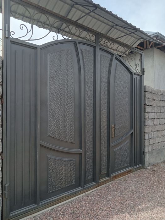 Олмалик Эвалакда янги махаллада ховли уй сотилади