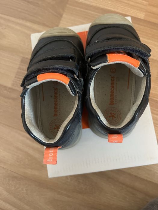 Pantofi piele Biomecanics ,marimea 21
