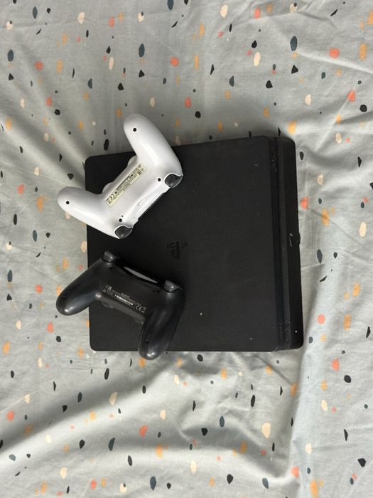 Ps4 512гигобайт с 2джостик
