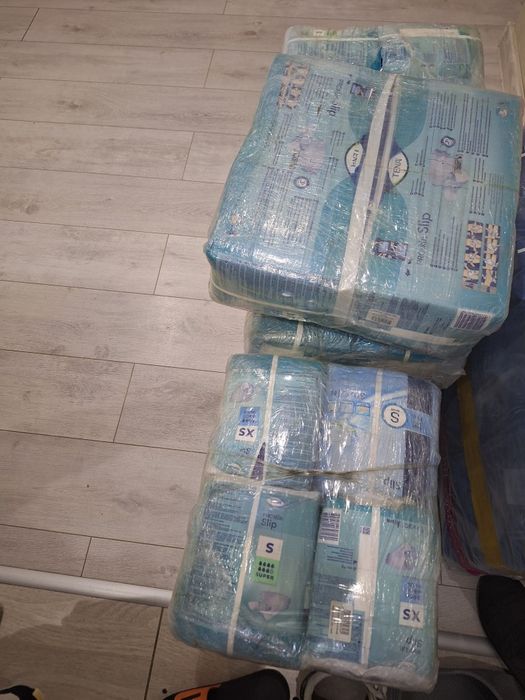 Тена подгузники размер XS, 4пачек