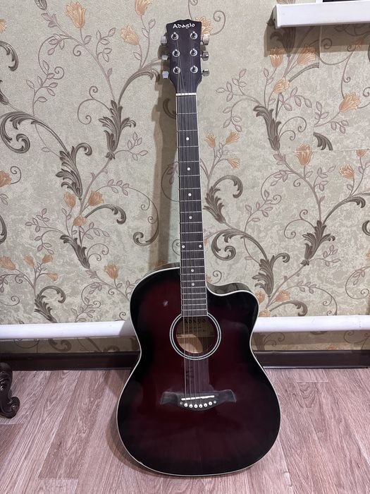 Продам гитара новый