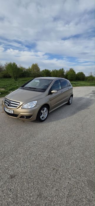 MERCEDES-BENZ B-Class
