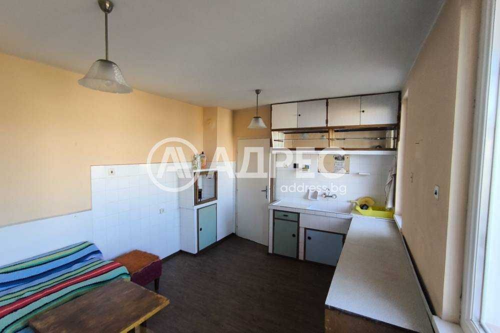 Продава се Многостаен апартамент в Разград, Център - 100 кв.м за 1125 €/кв.м - Снимка #2