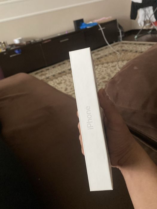 Iphone новый продам