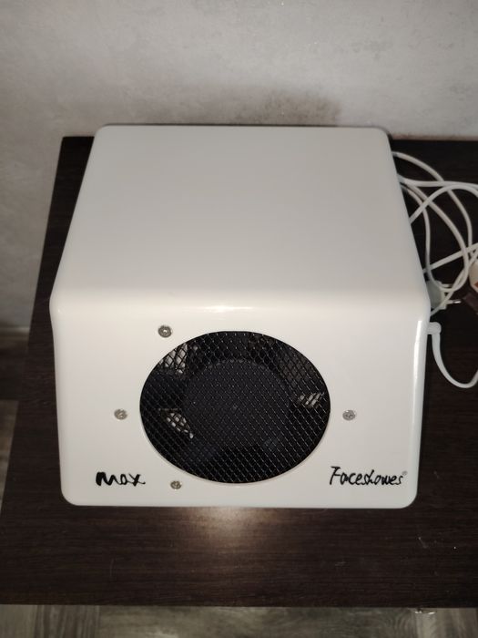 Пылесос для маникюра