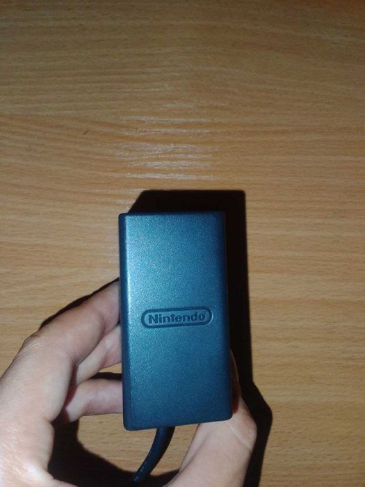 Продавам Nintendo Switch Lite