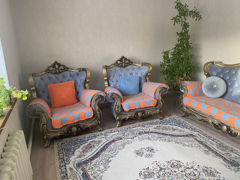 Мягкий уголок диван 2 кресла