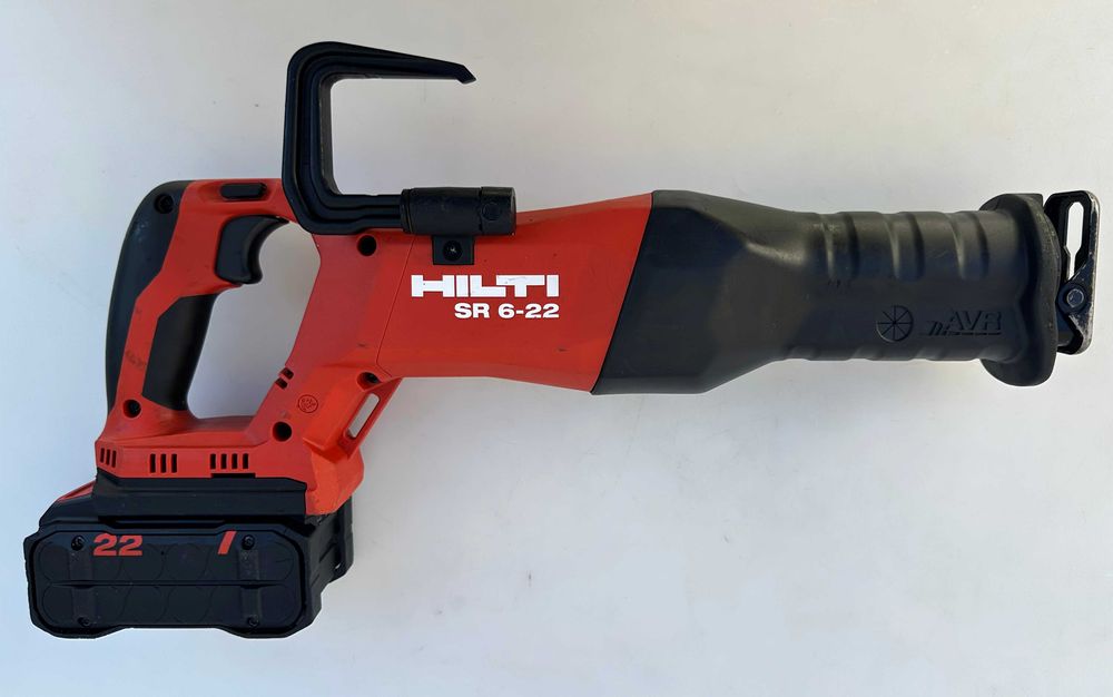 HiLTi SR 6-22 AVR Nuron - Безчетков саблен трион 2x22V 5.10Ah перфектен!