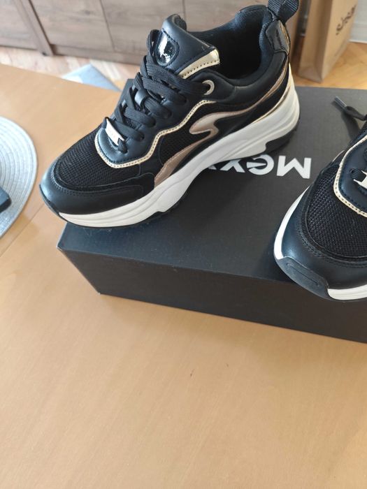 Дамски сникърси MEXX