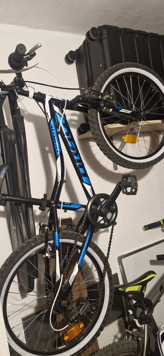 Drag Hardy Jr 20" с каска