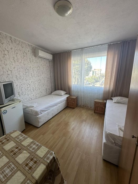 Продава се Къща в Бургас, Сарафово - 420 кв.м за 1000 €/кв.м - Снимка #6