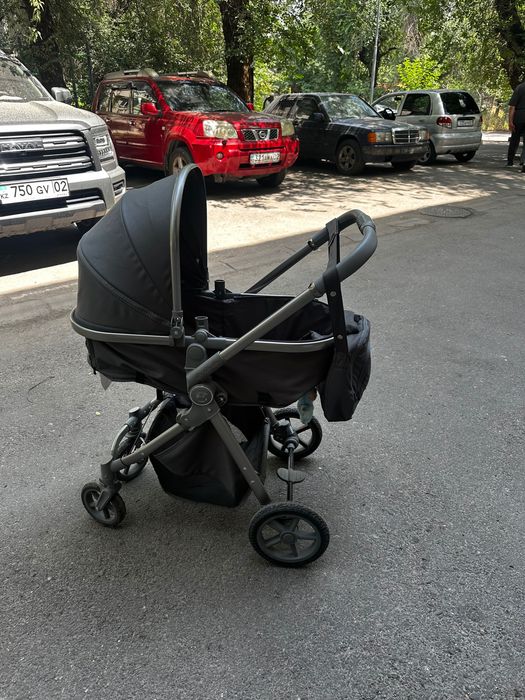Каляска детская продам