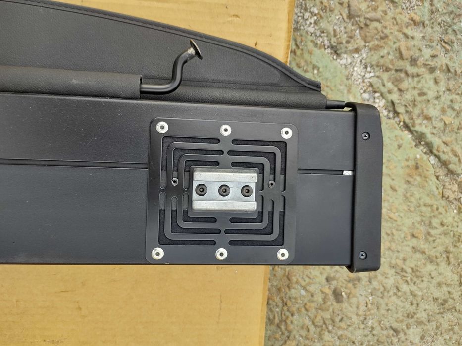 Щора за Багажник Комби Mercedes E class W211 4Matic 2008г Avangarde