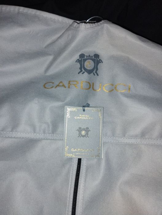 Спортен костюм кардучи