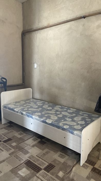 Кровать односпальная