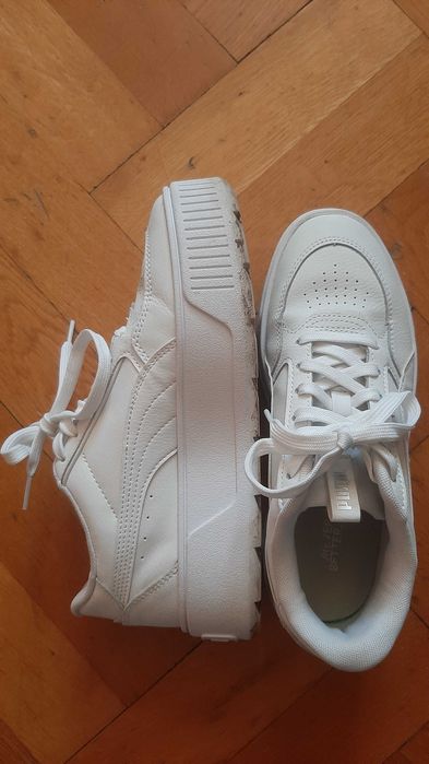 Adidasi Puma, ca noi