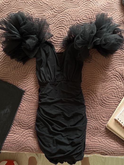 Дамска черна рокля