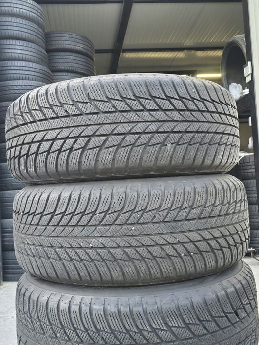 4 Броя 225/55/17 Bridgestone 2x8mm 2x6mm RunFlat