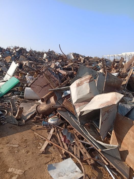 Металлом оламиз узимиз олиб кетамиз тонаси 3000 мылйон