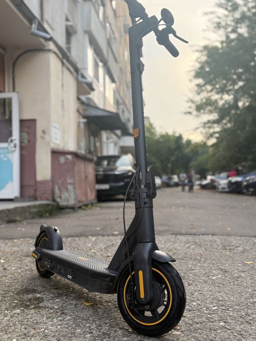 Trotineta electrica Ninebot G30