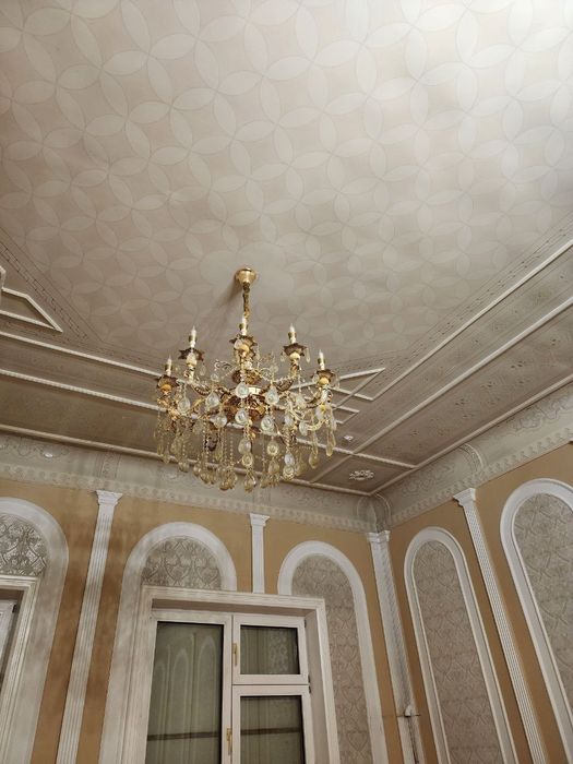 Люстра продается