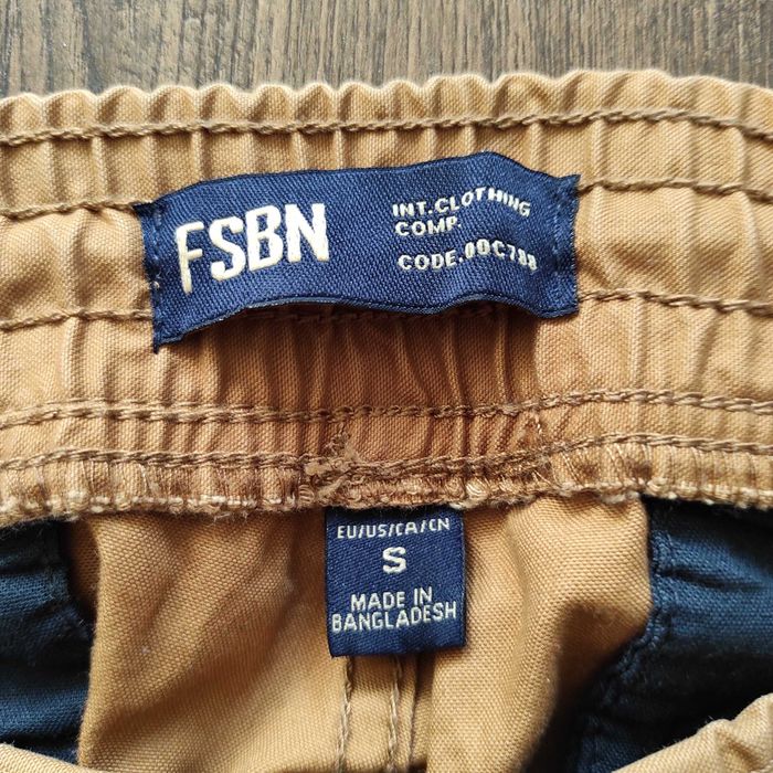 Мъжки дънки S размер